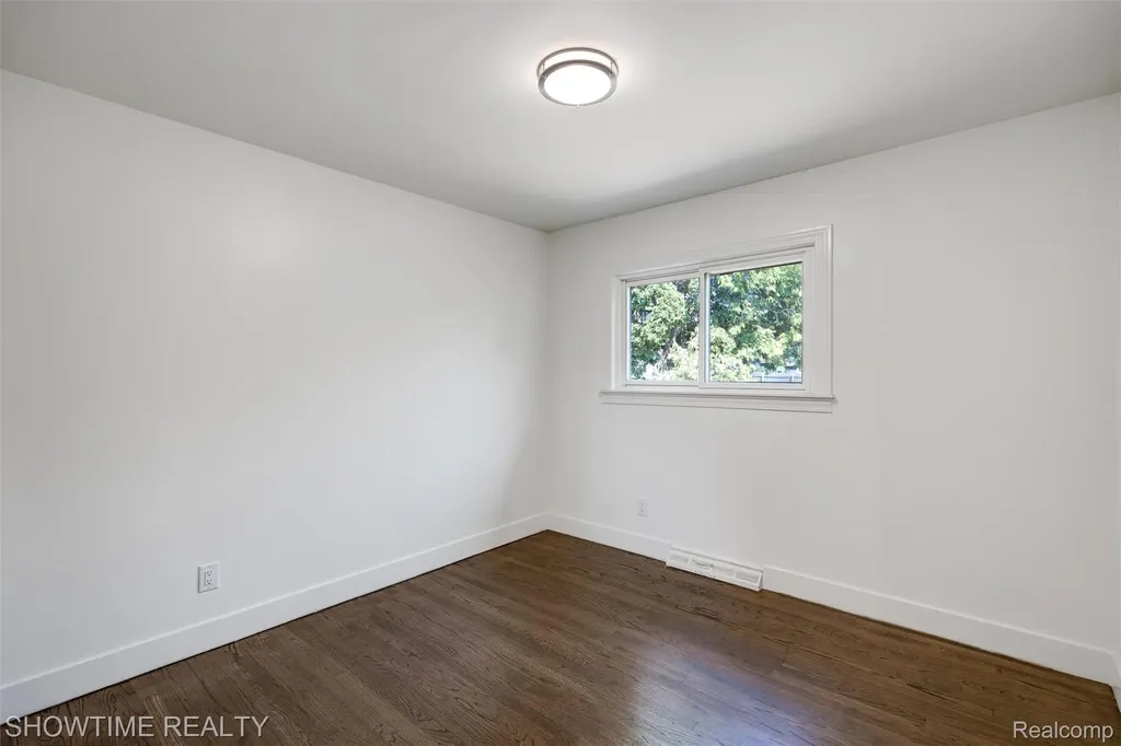 3708 Baybrook Drive Waterford Charter Township MI 48329