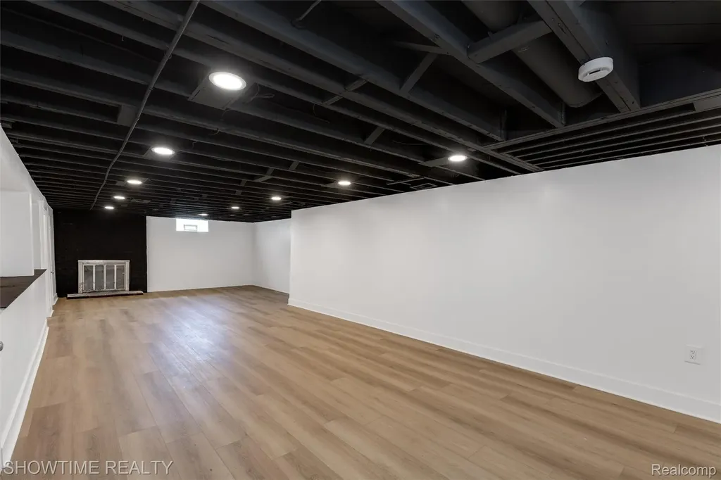 3708 Baybrook Drive Waterford Charter Township MI 48329