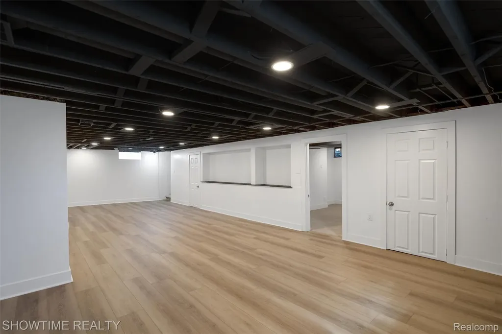 3708 Baybrook Drive Waterford Charter Township MI 48329