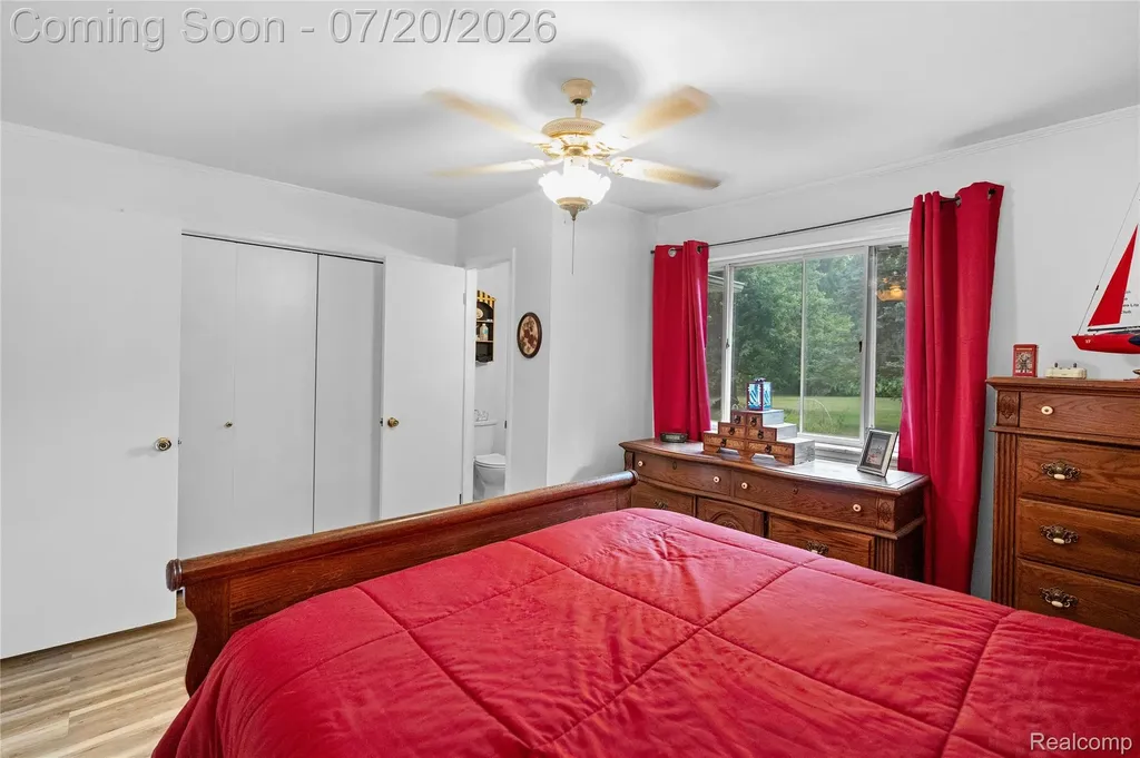 6280 Smith Road Fenton Charter Township MI 48451