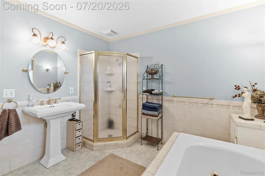 6280 Smith Road Fenton Charter Township MI 48451