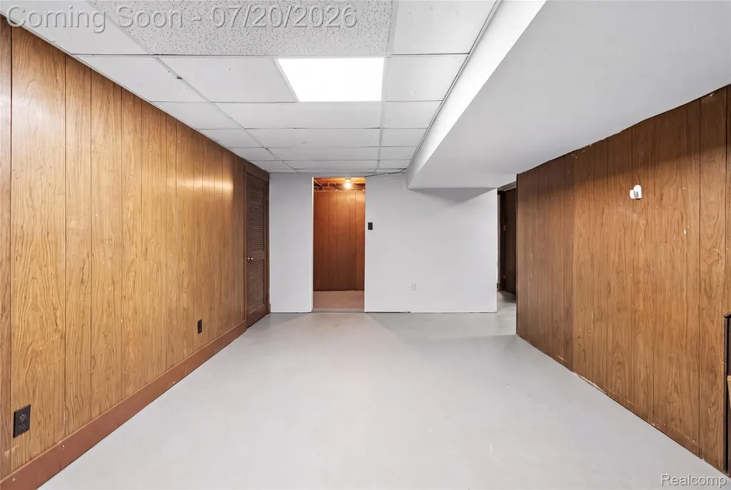 6280 Smith Road Fenton Charter Township MI 48451