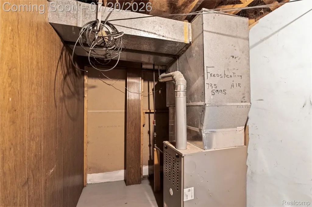 6280 Smith Road Fenton Charter Township MI 48451