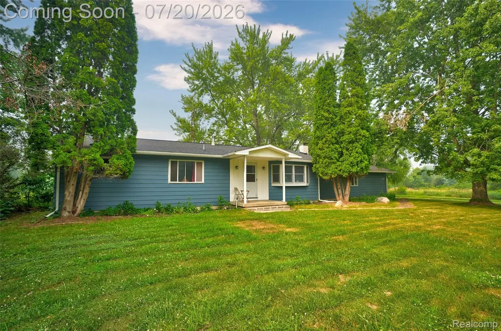 6280 Smith Road Fenton Charter Township MI 48451