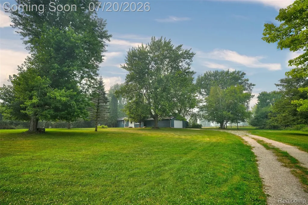 6280 Smith Road Fenton Charter Township MI 48451