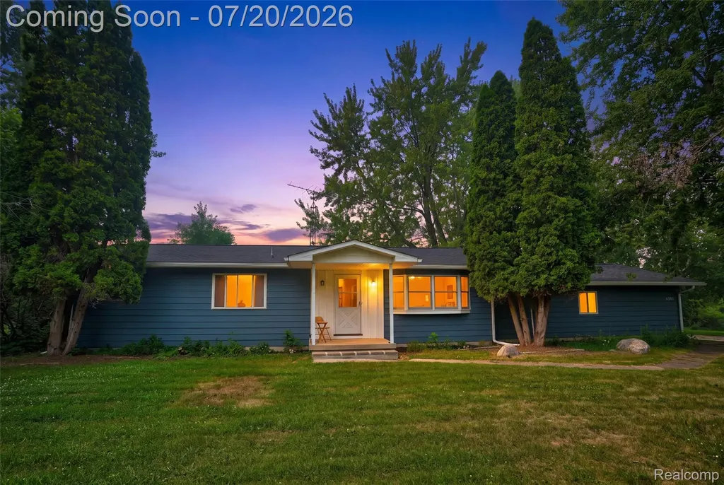6280 Smith Road Fenton Charter Township MI 48451