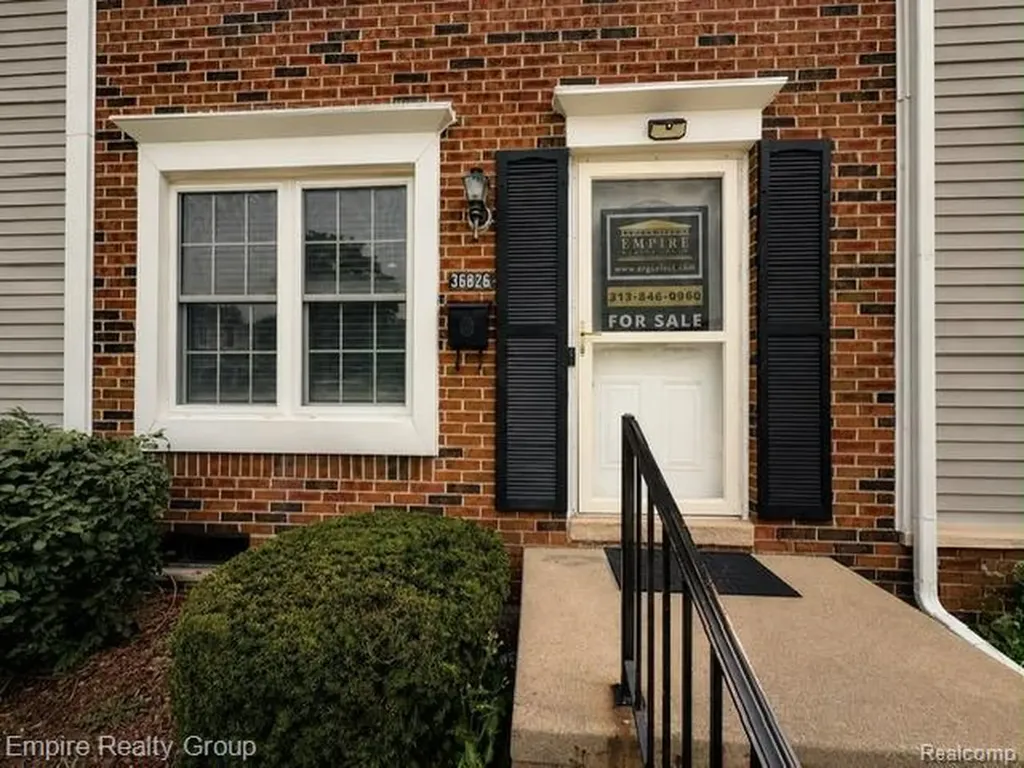36826 Park Place Drive Sterling Heights City MI 48310
