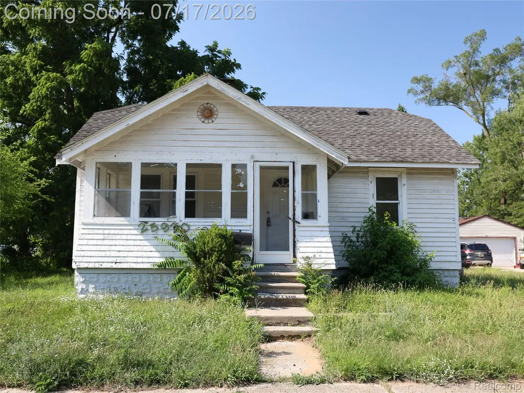 25920 Colgate Street Inkster City MI 48141