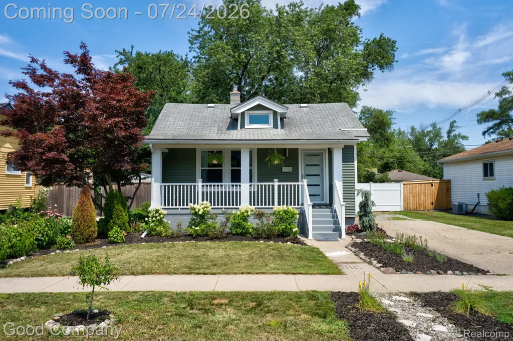 1516 Albany Street Ferndale City MI 48220