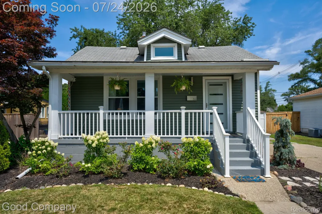 1516 Albany Street Ferndale City MI 48220