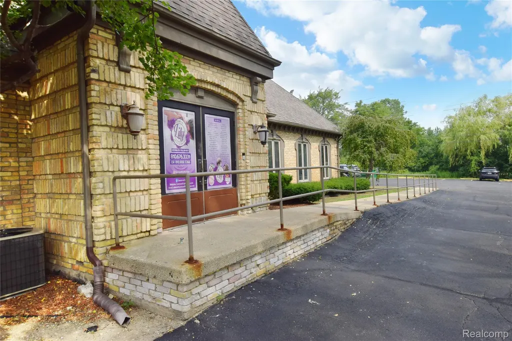 3438 Lennon Road Flint Charter Township MI 48507
