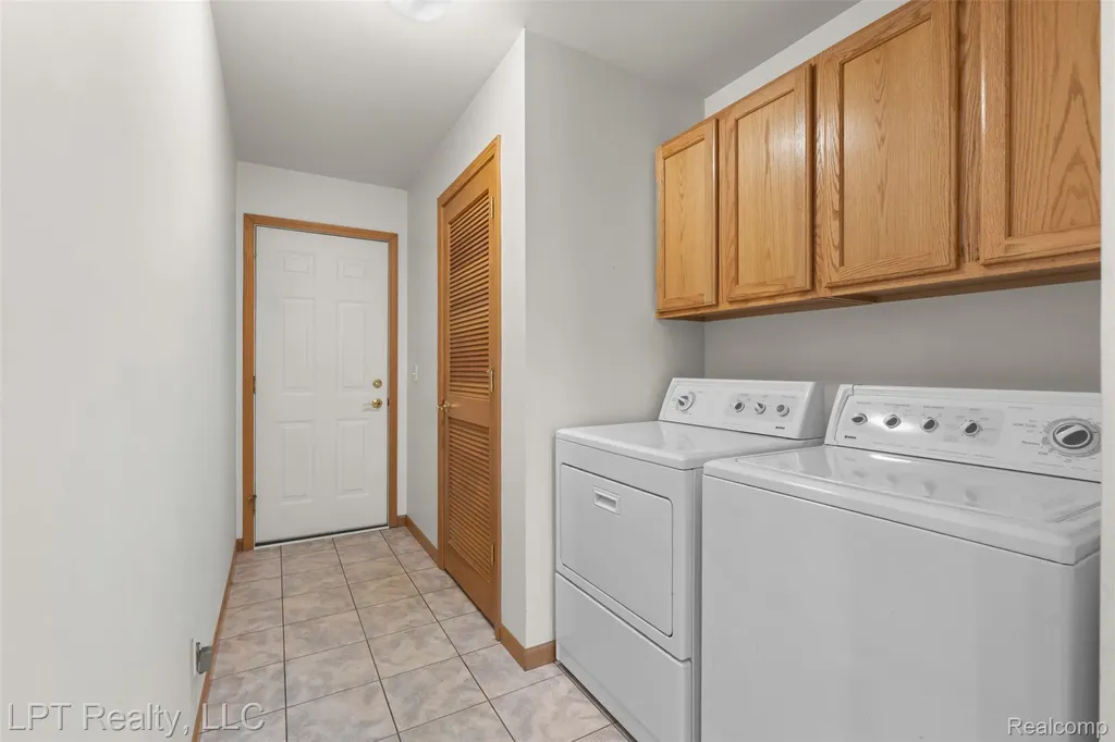 226 Nanita Drive Montrose City MI 48457