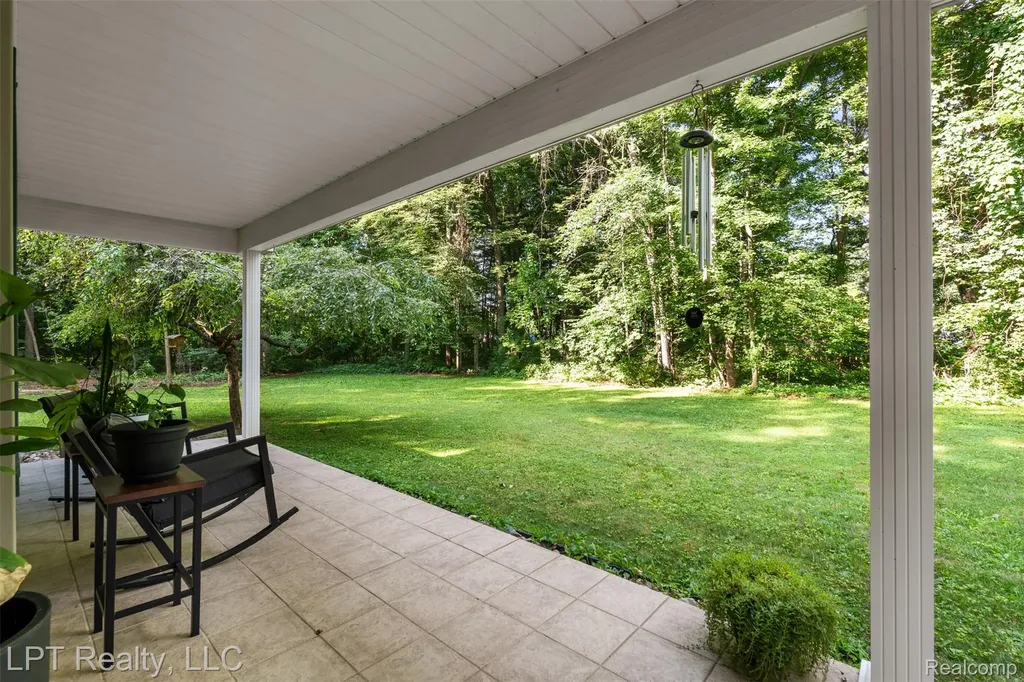 226 Nanita Drive Montrose City MI 48457