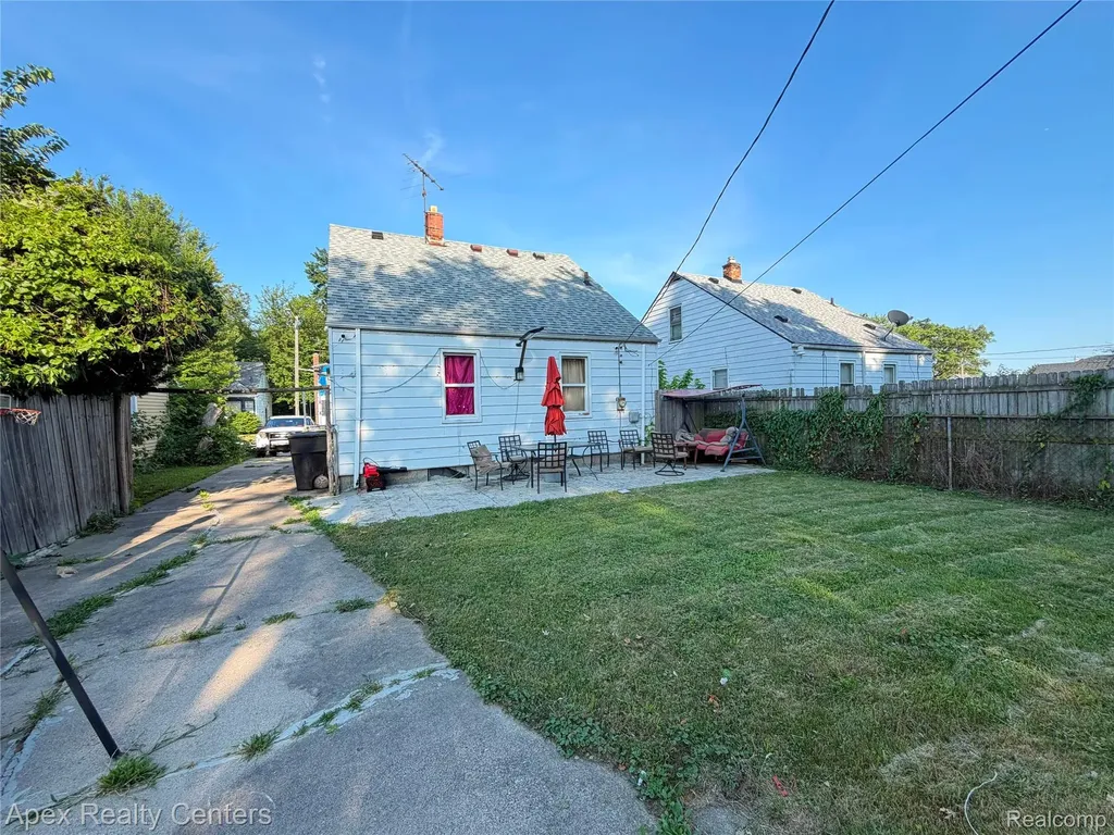 8113 Terry Street Detroit City MI 48228