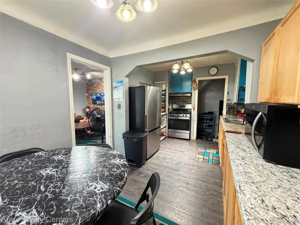 8113 Terry Street Detroit City MI 48228
