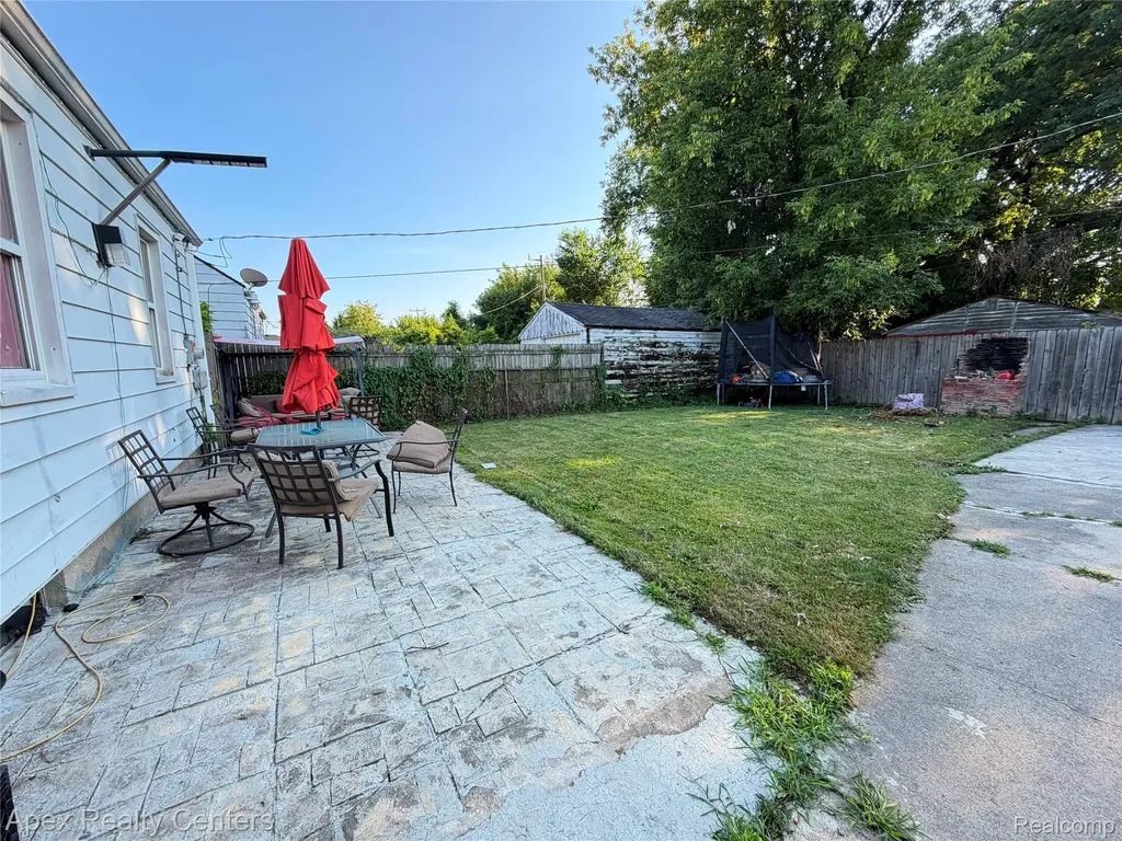 8113 Terry Street Detroit City MI 48228