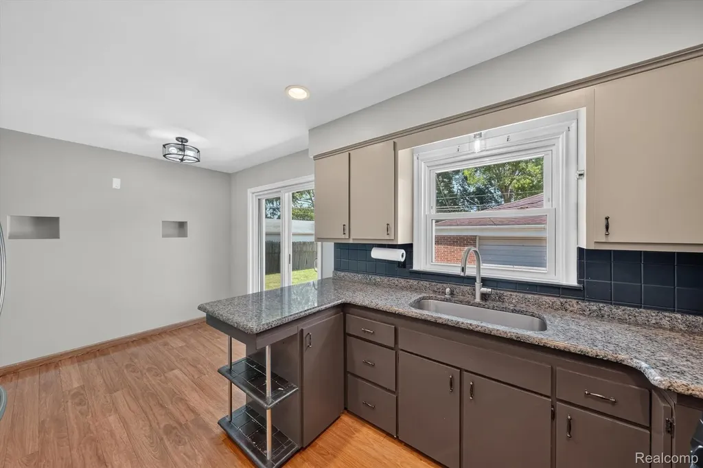 22809 Harper Lake Avenue St. Clair Shores City MI 48080