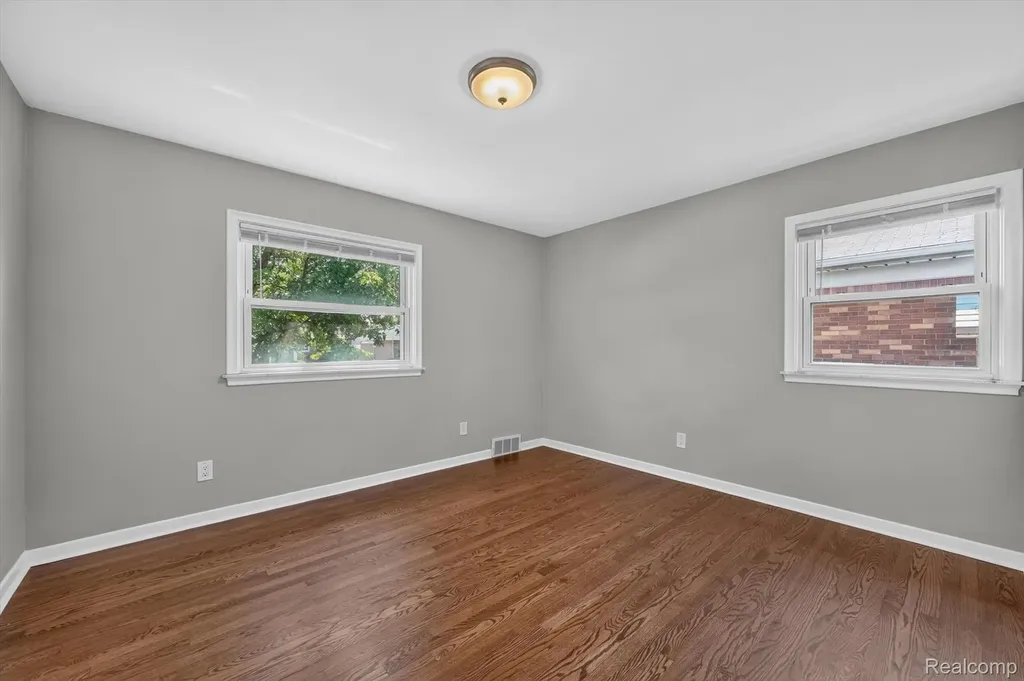 22809 Harper Lake Avenue St. Clair Shores City MI 48080