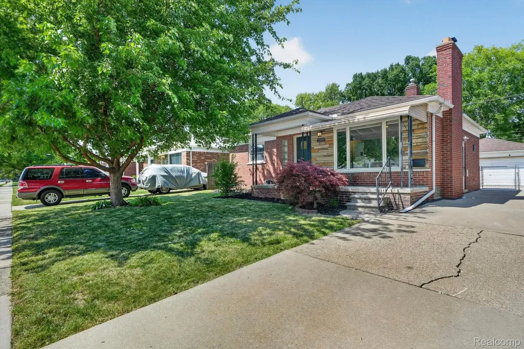 22809 Harper Lake Avenue St. Clair Shores City MI 48080