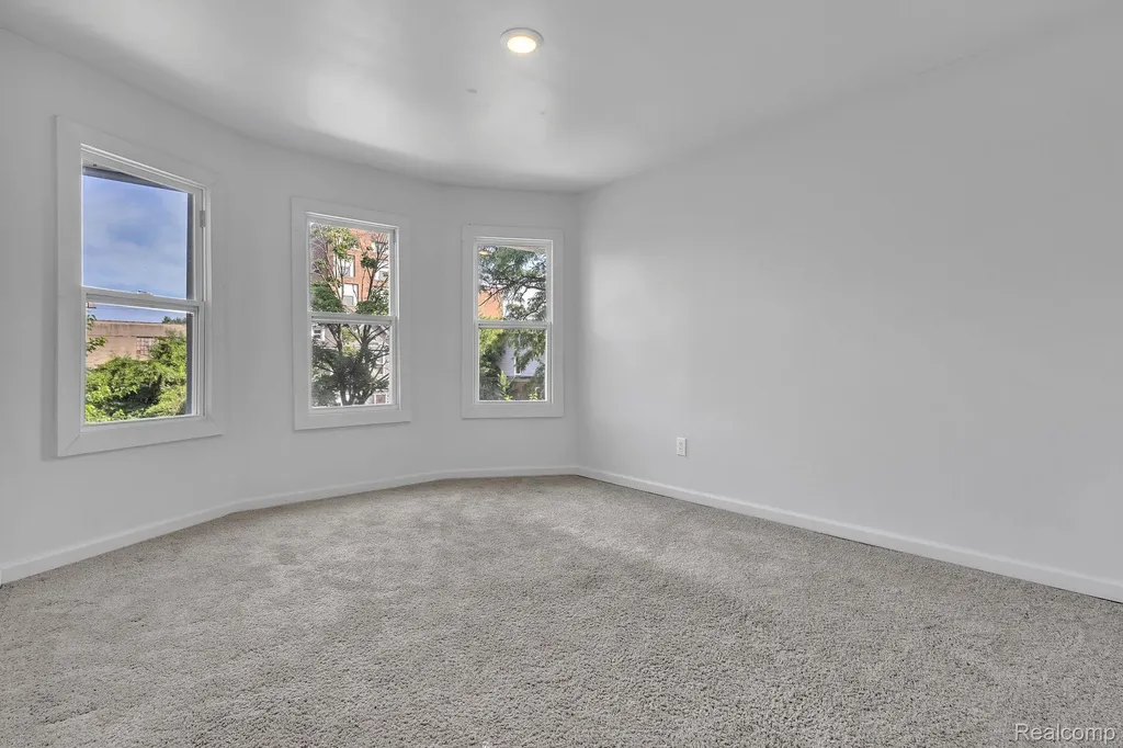 41 Richton Street Highland Park City MI 48203