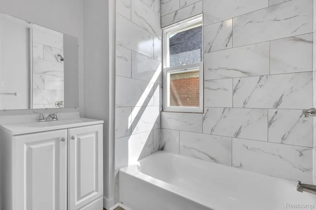 41 Richton Street Highland Park City MI 48203