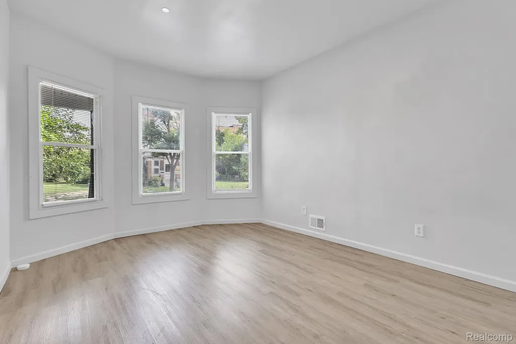 41 Richton Street Highland Park City MI 48203