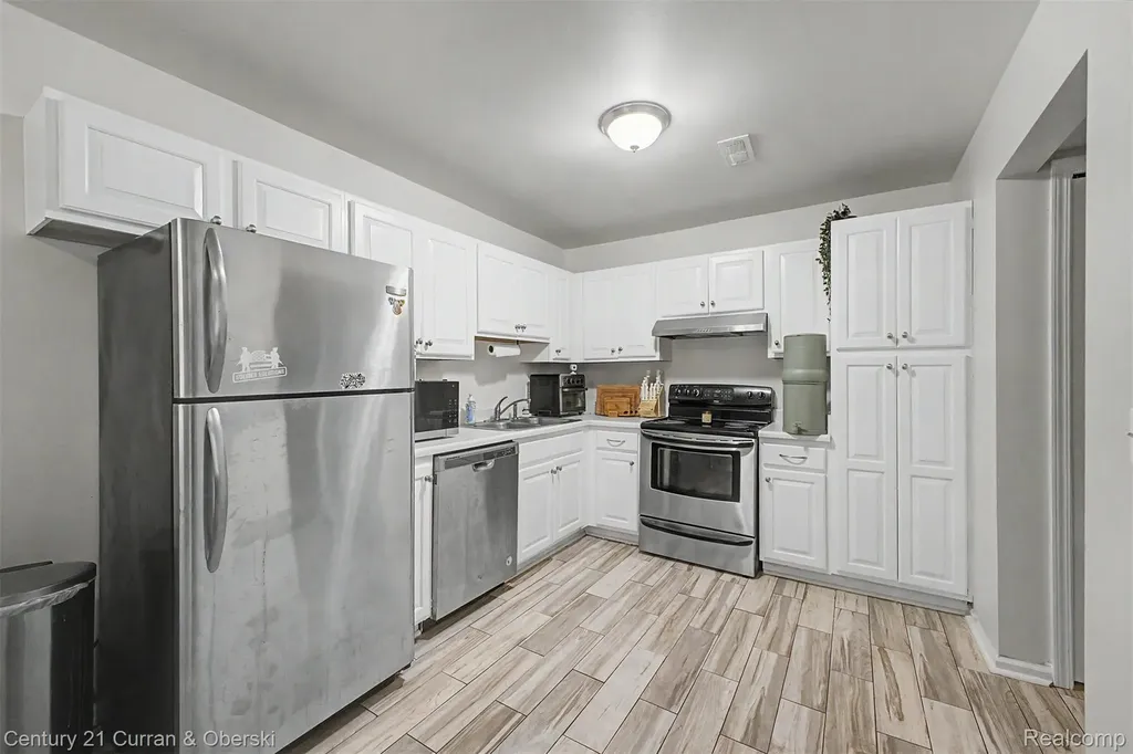 16535 Terrace Village Drive Taylor City MI 48180