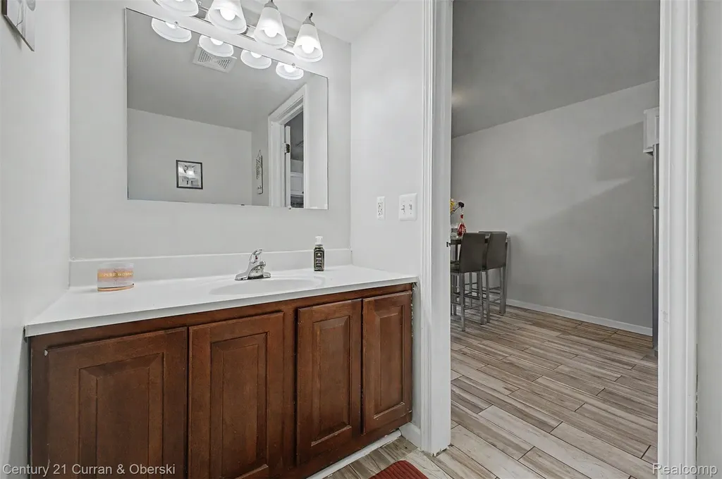 16535 Terrace Village Drive Taylor City MI 48180