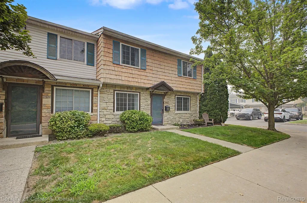 16535 Terrace Village Drive Taylor City MI 48180