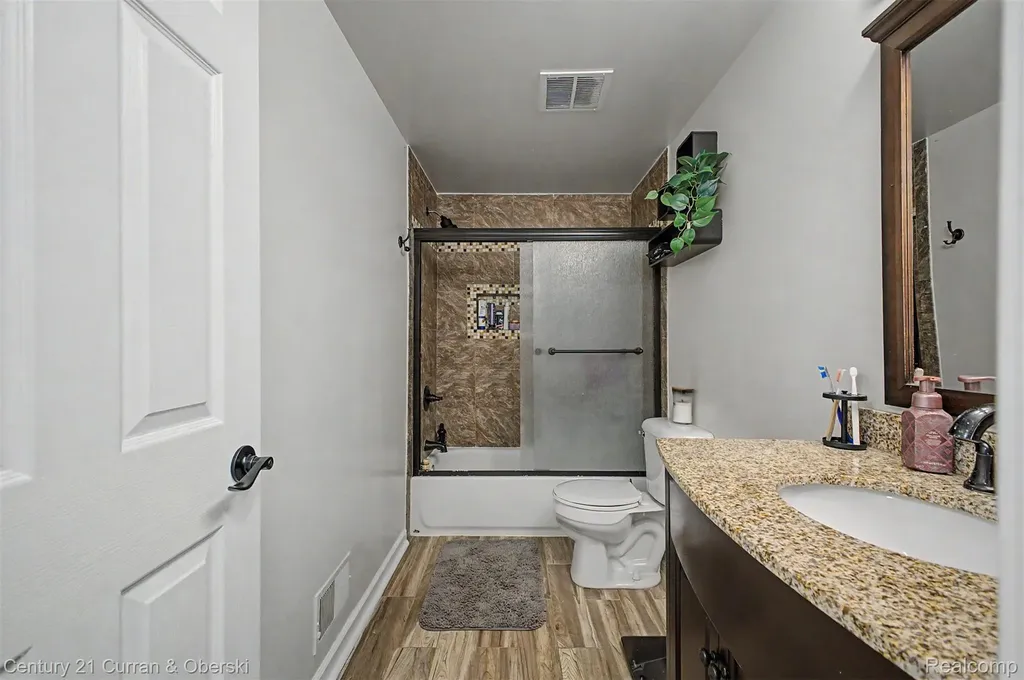 16535 Terrace Village Drive Taylor City MI 48180