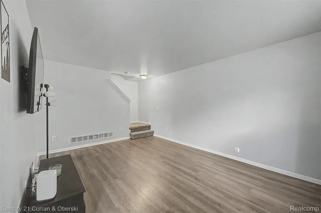 16535 Terrace Village Drive Taylor City MI 48180