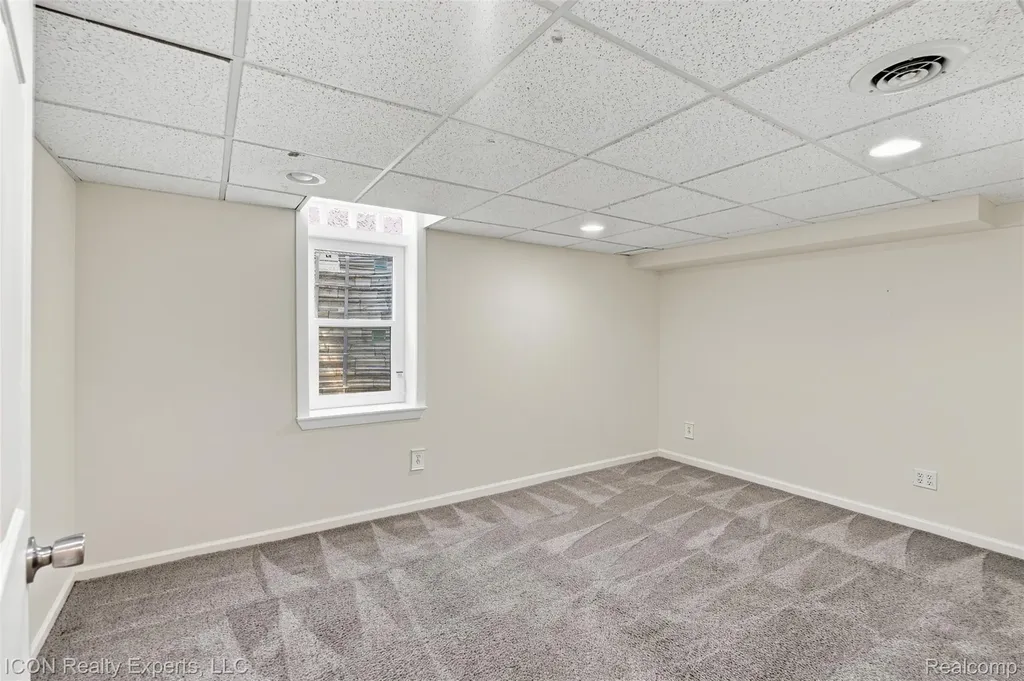 12853 Shady Lane Drive Sterling Heights City MI 48313