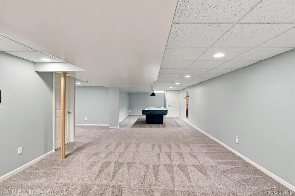 12853 Shady Lane Drive Sterling Heights City MI 48313