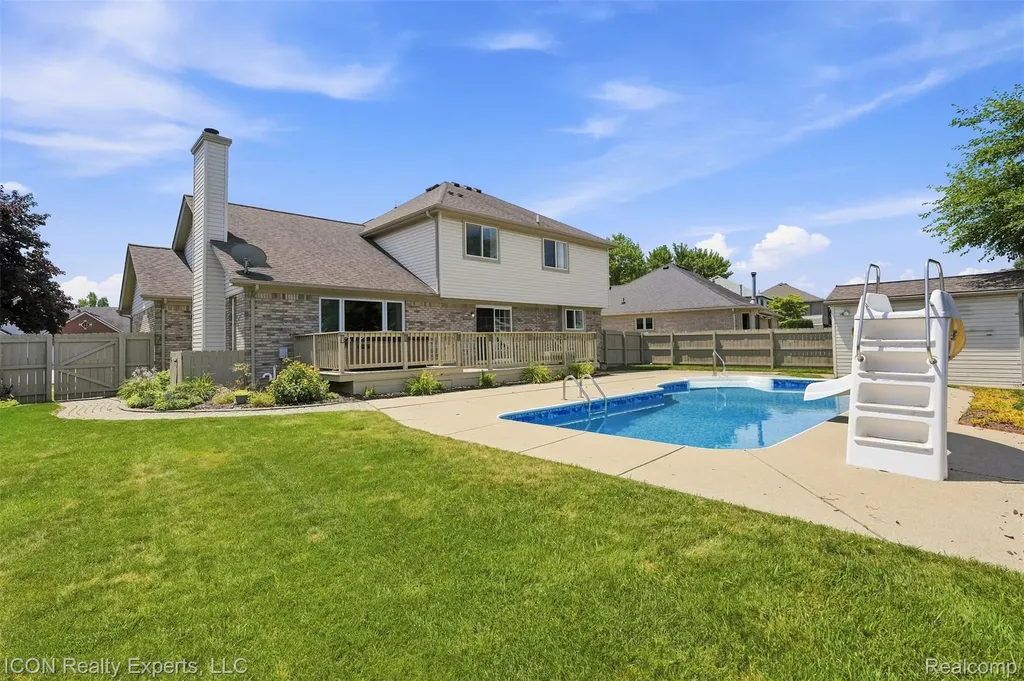 12853 Shady Lane Drive Sterling Heights City MI 48313