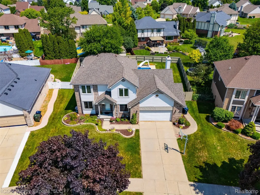 12853 Shady Lane Drive Sterling Heights City MI 48313