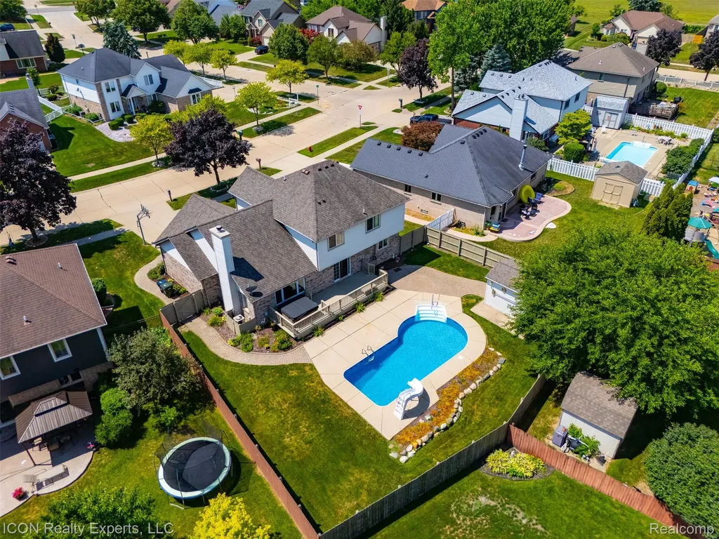 12853 Shady Lane Drive Sterling Heights City MI 48313