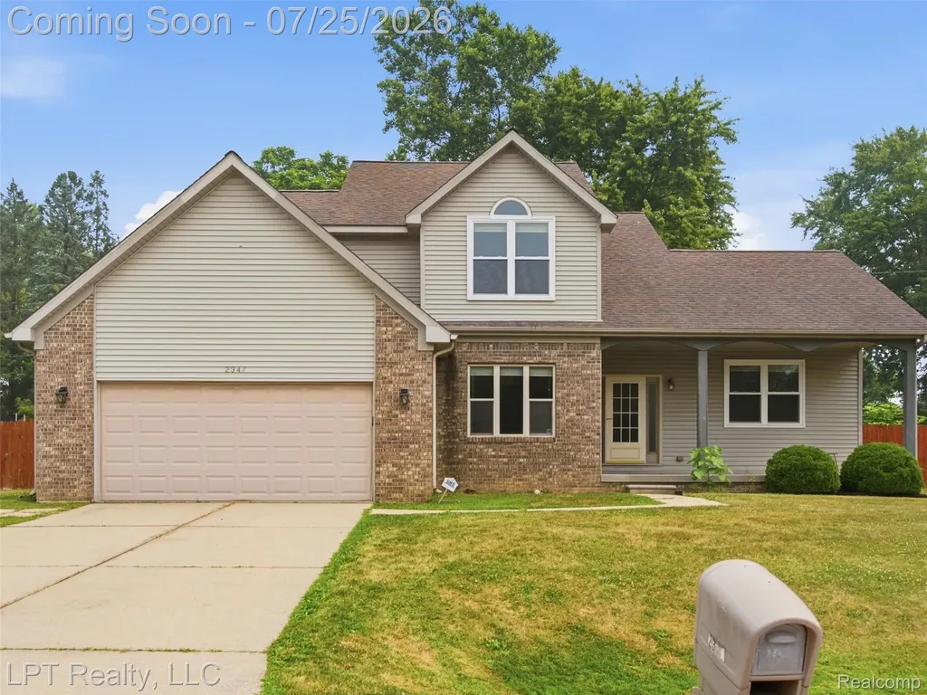 2347 Meadowlane Court Burton City MI 48519