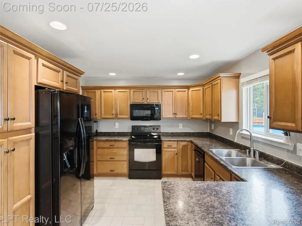 2347 Meadowlane Court Burton City MI 48519