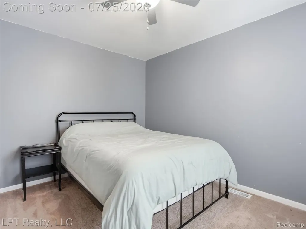 2347 Meadowlane Court Burton City MI 48519