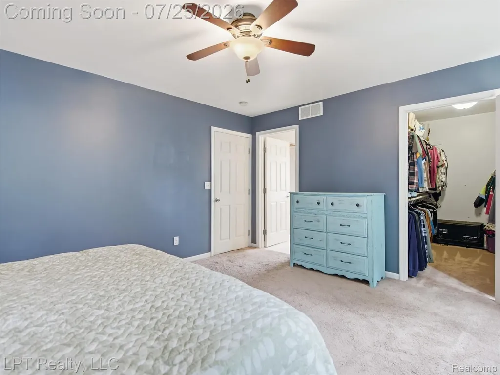 2347 Meadowlane Court Burton City MI 48519