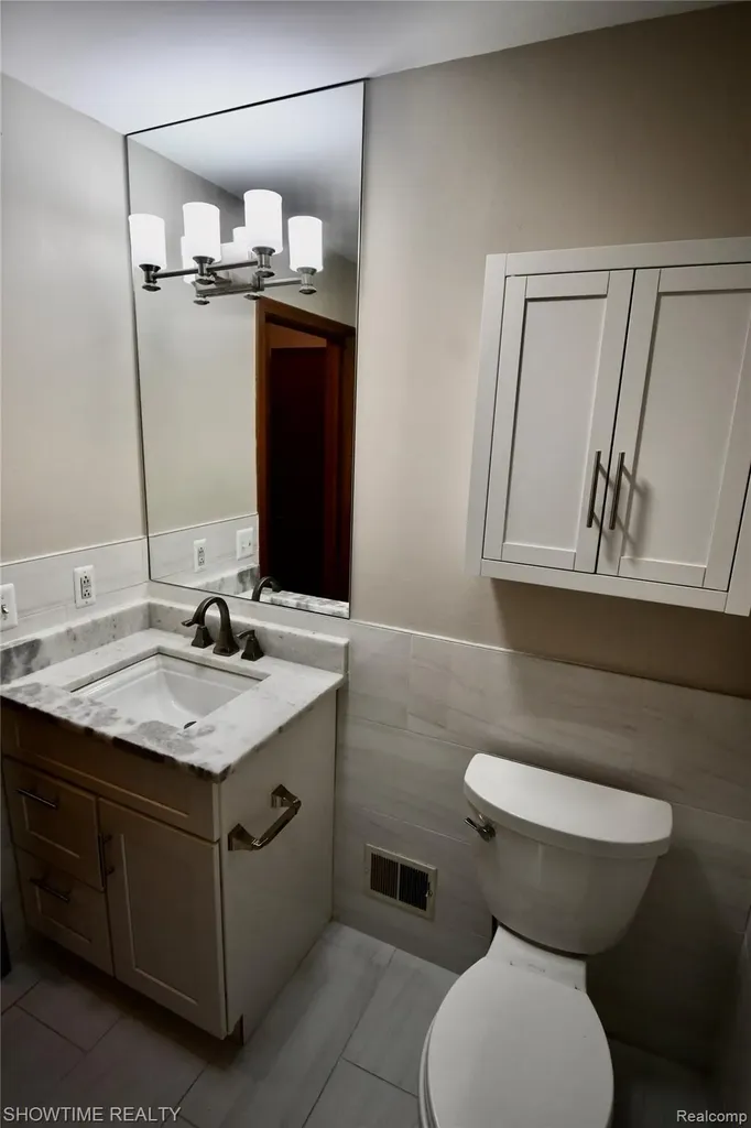 19017 Marisa Drive Clinton Charter Township MI 48038