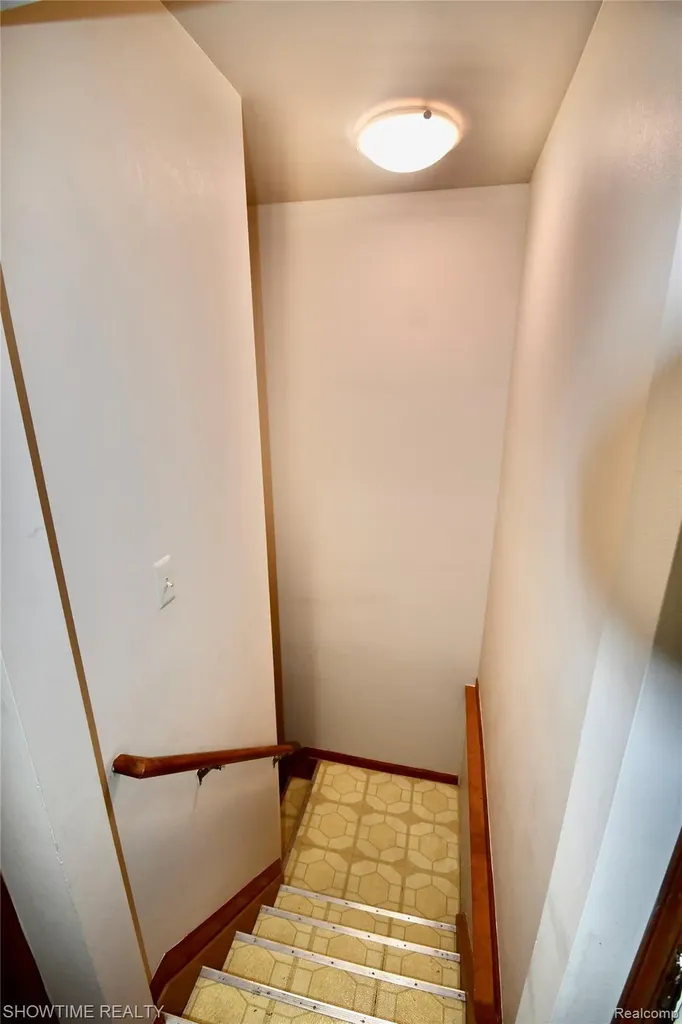 19017 Marisa Drive Clinton Charter Township MI 48038