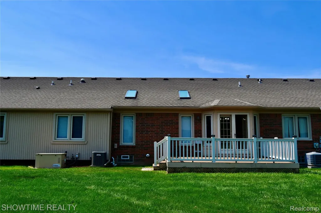 19017 Marisa Drive Clinton Charter Township MI 48038