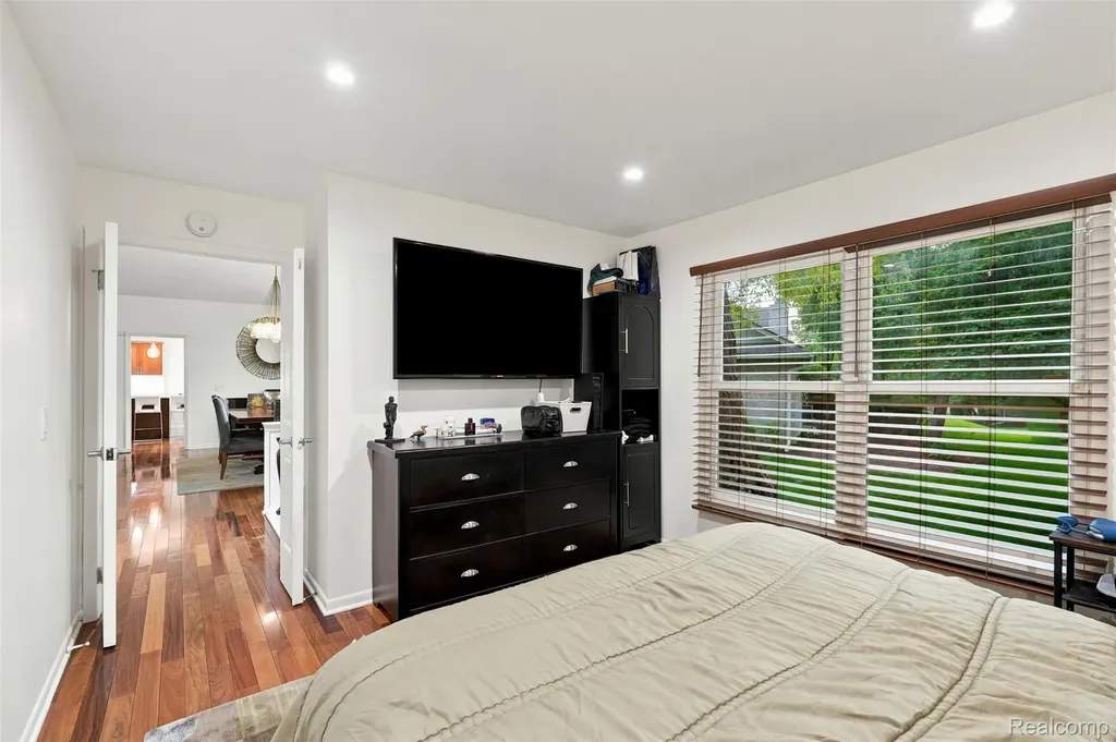 6012 Danbury Court West Bloomfield Charter Township MI 48322