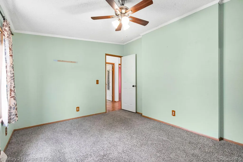 39253 Island Drive Huron Charter Township MI 48164