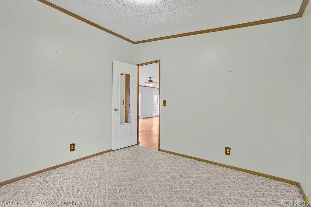 39253 Island Drive Huron Charter Township MI 48164