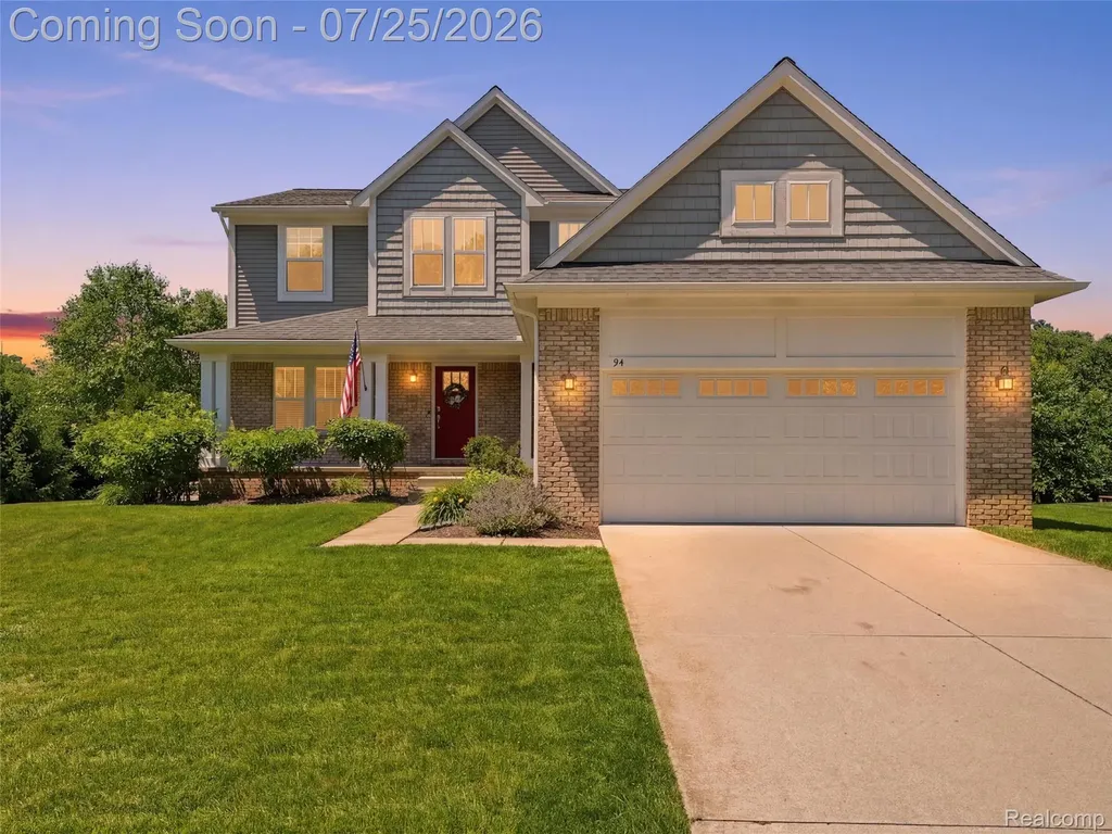 94 Blackberry Drive White Lake Charter Township MI 48386