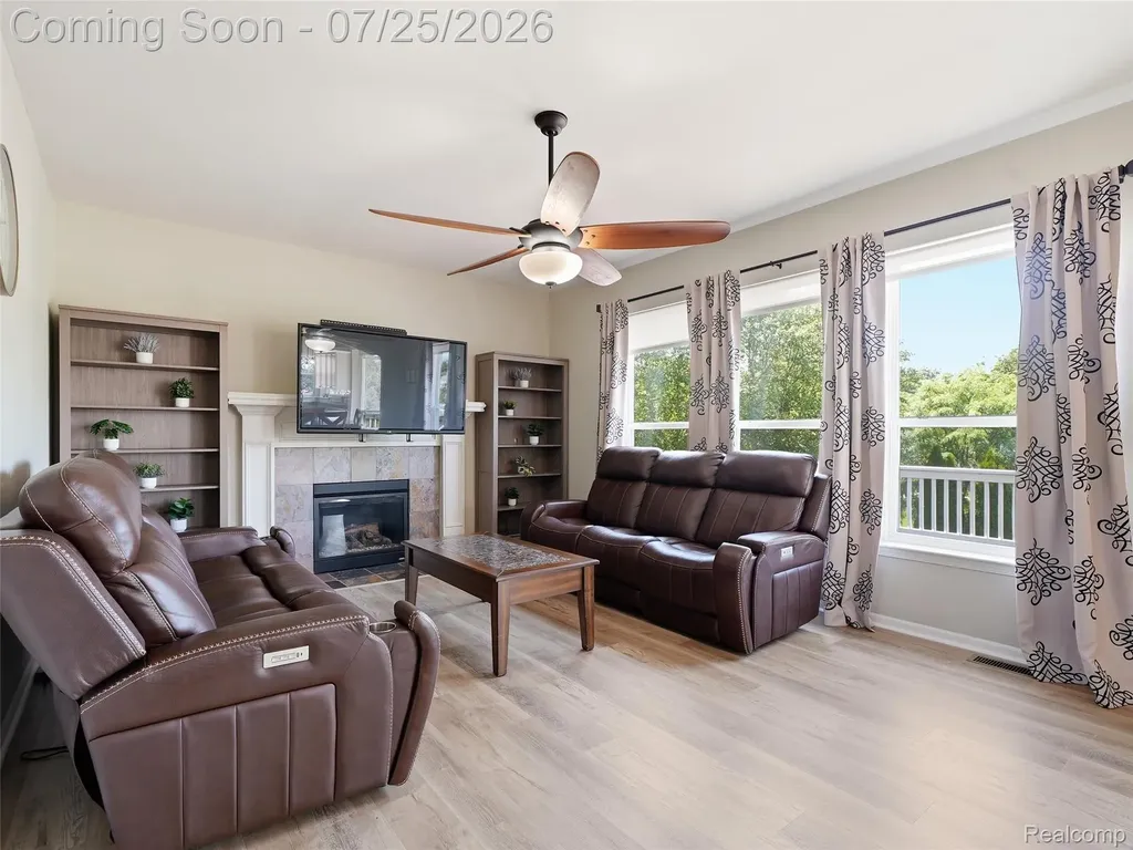 94 Blackberry Drive White Lake Charter Township MI 48386