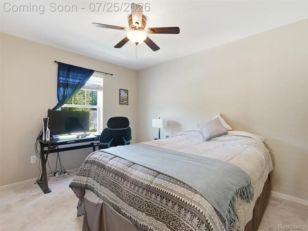 94 Blackberry Drive White Lake Charter Township MI 48386