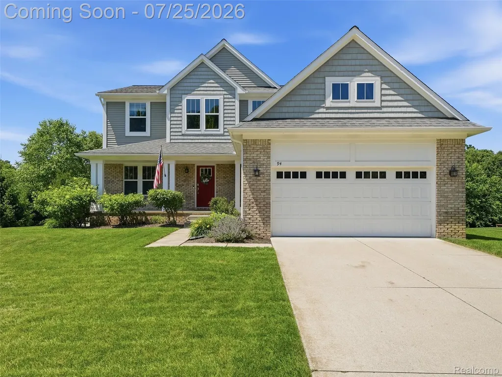 94 Blackberry Drive White Lake Charter Township MI 48386